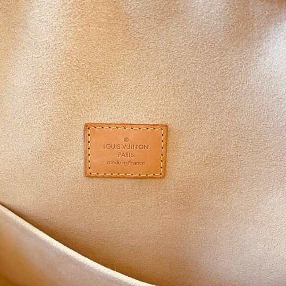 Louis Vuitton  Monogram Manhattan GM - Picture 6 of 13